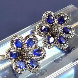 925 Sterling Silver Flower Earrings with Natural Blue Sapphire Gemstones
